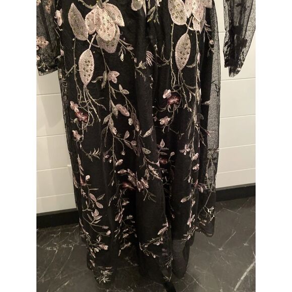 Mac Duggal 20476 Floral Embroidered Long Sleeve Dress Size 4 - Picture 12 of 15
